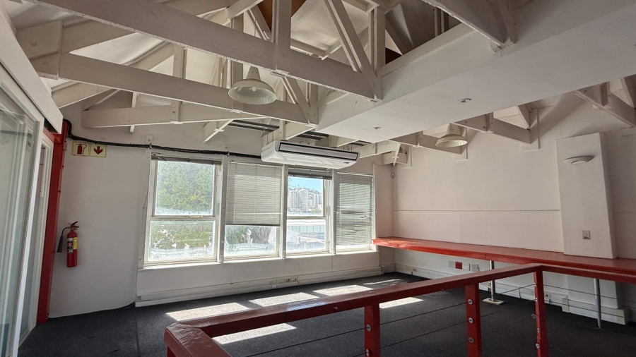 To Let commercial Property for Rent in Gardens Western Cape